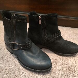 New, Distressed leather, Clarks Boots